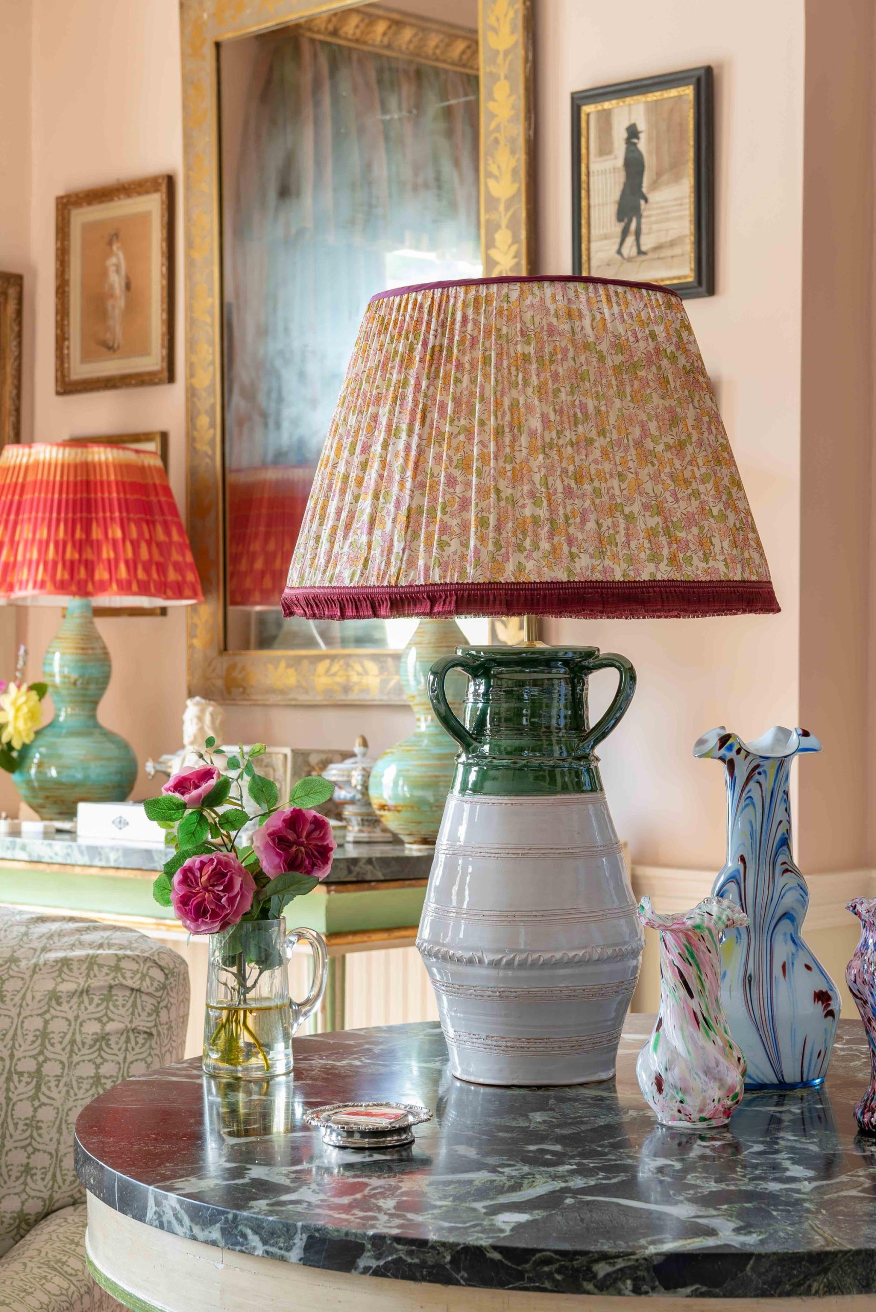 How to Antique Glass Mirror: A Timeless DIY Guide