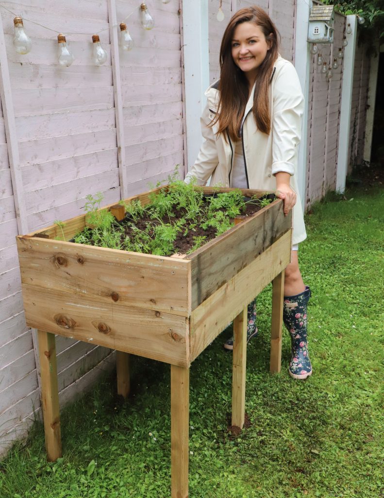 How to Build a Raised Garden Bed With Legs