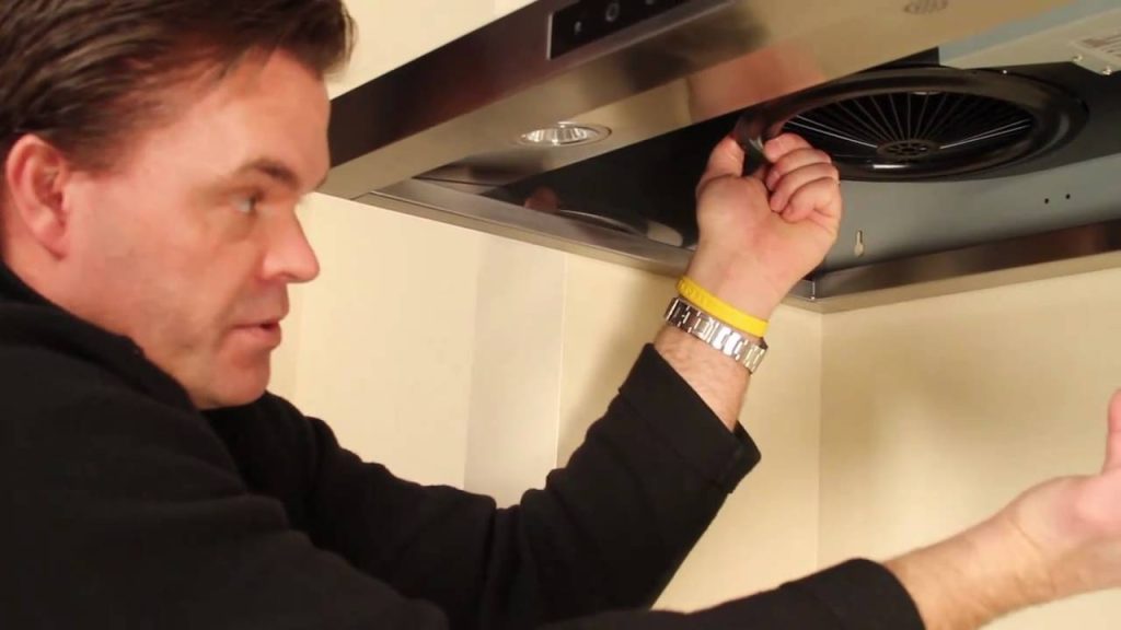 How to Clean Kitchen Hood