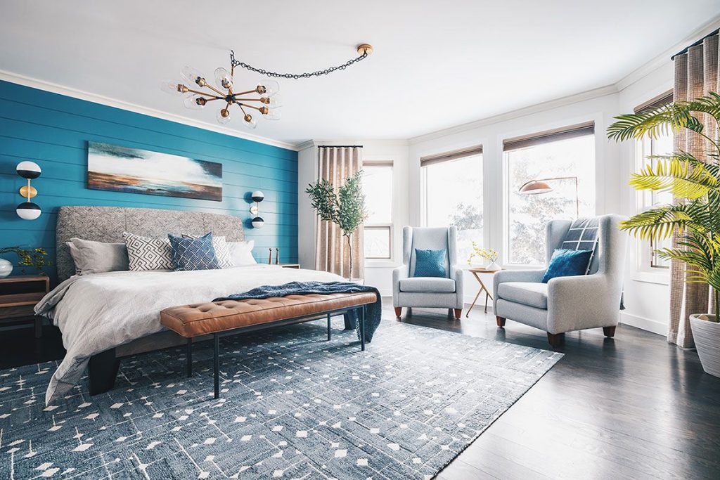 How to Decorate a Big Bedroom