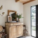 How to Make Your Mirror Look Antique: Vintage Charm