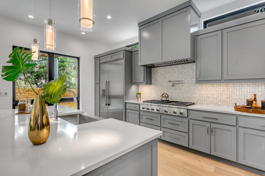 What Colour Goes With Grey Kitchen Units